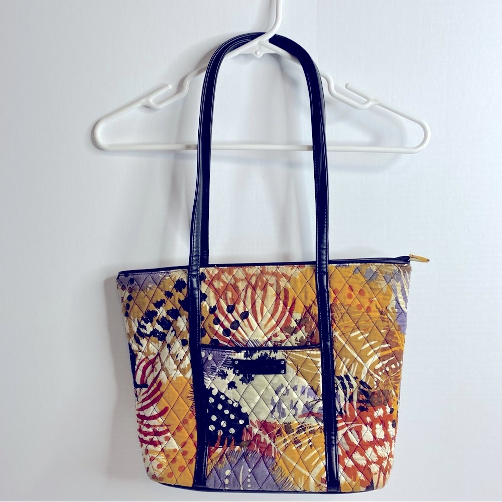 Women’s Vera Bradley Painted Feather Black Trimmed Multi-ColorTote Bag size M‎